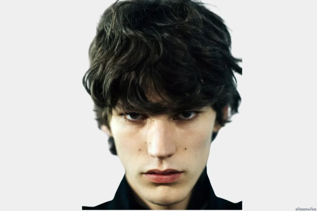 Short-Shag-with-Bangs