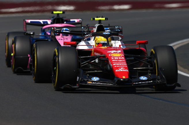 Comparing the overtake mode of 2026 Formula 1 with DRS