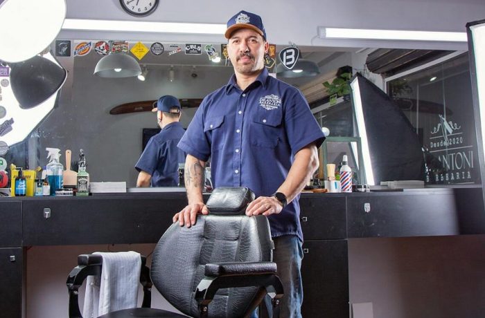 Starting Your Barber Career: A Practical Guide to Your First Mobile Setup